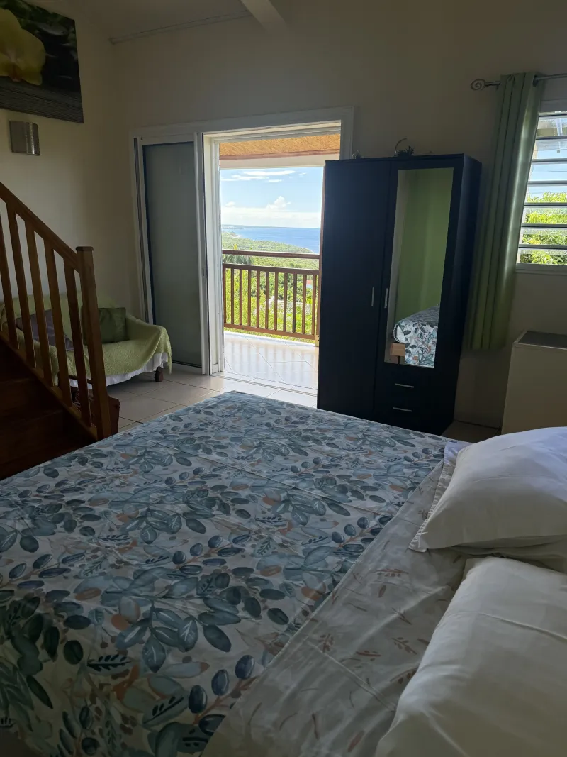Sea-view bedroom at Villa Bigaradier, Sainte-Rose Réunion