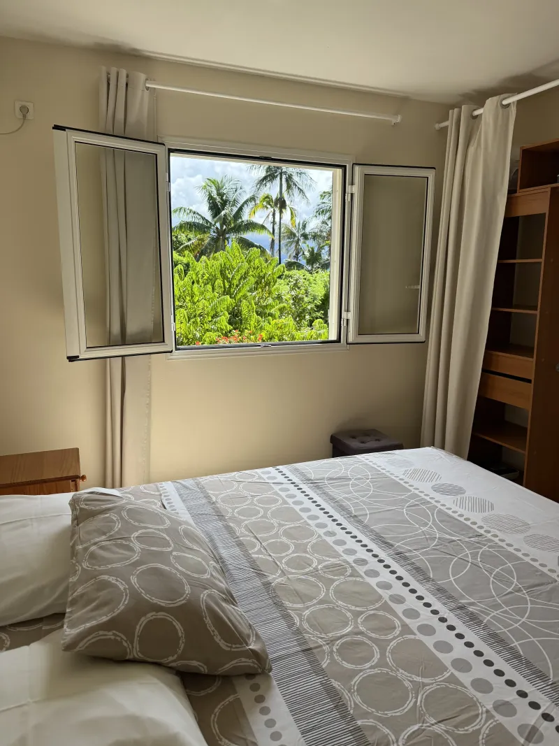 Cosy bedroom at Villa Bigaradier, Réunion