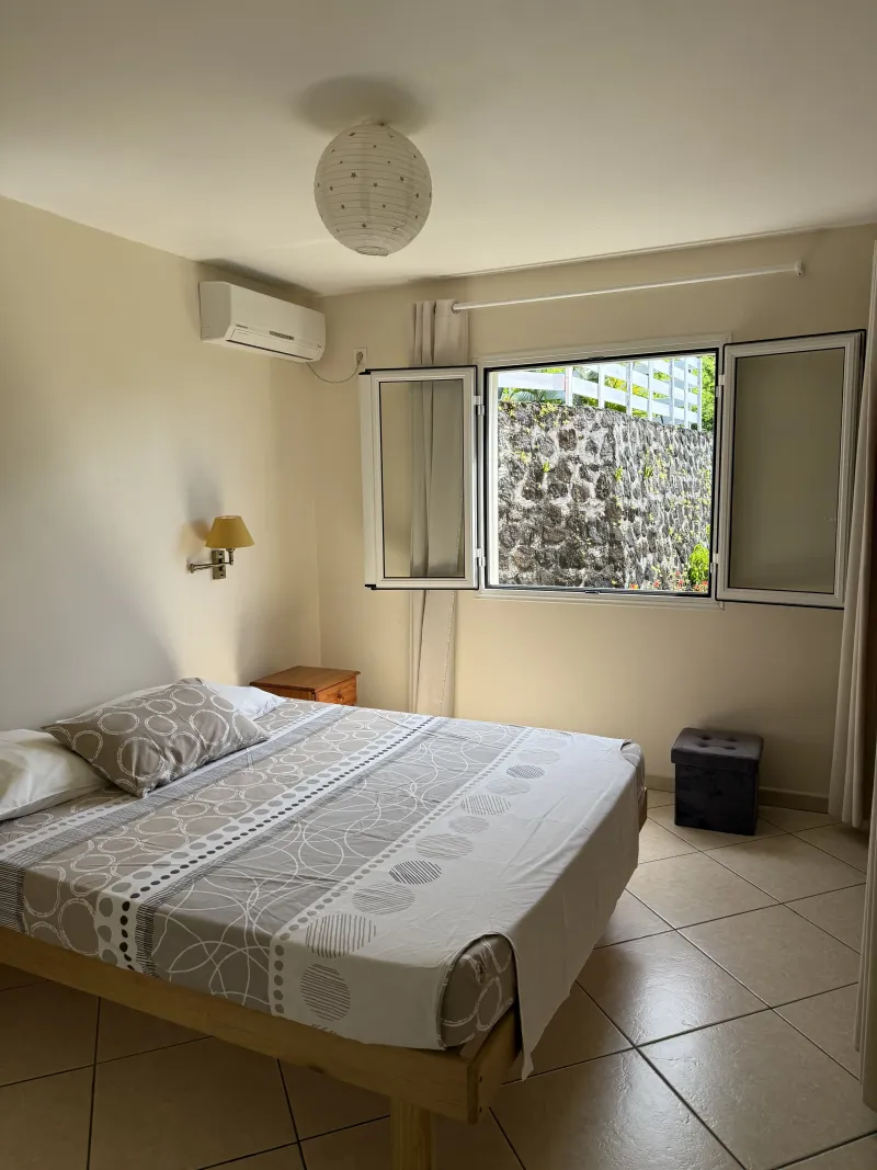 Bedroom with storage at Villa Bigaradier, Sainte-Rose